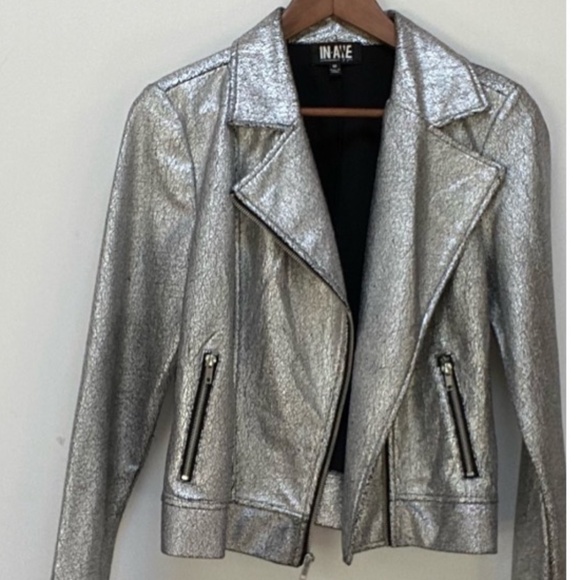 INAWE Jacket - Picture 1 of 2